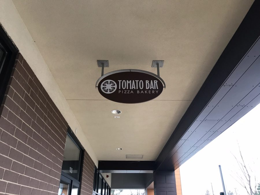 Tomato Bar in Willowbrook has recently opened and offers a wide variety of pizzas, wings and breads!