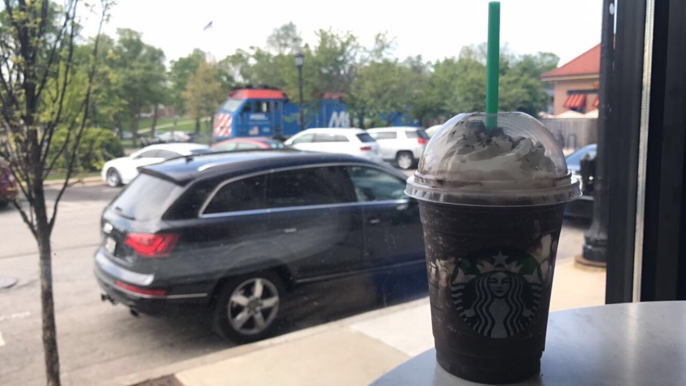 Starbucks+hosted+Frappy+Hour+from+3%3A00-6%3A00pm+every+day+May+5-14%2C+where+frappuccinos+were+sold+for+half+off+the+regular+price.+