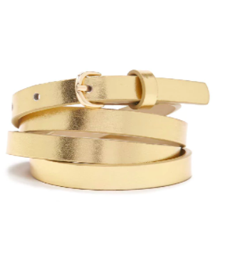 This skinny gold belt allows you to add a touch of flare to your toga while not going too overboard. 
