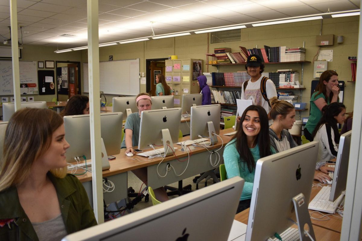 The El Diablo staff worked on the yearbook until 5:30 p.m. on Oct. 3, revising their sections, sharing feedback, hanging out with each other, and celebrating their first deadline. 