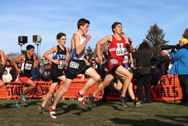 The boys cross country team finished 12th in the IHSA state meet on Saturday Nov. 9.