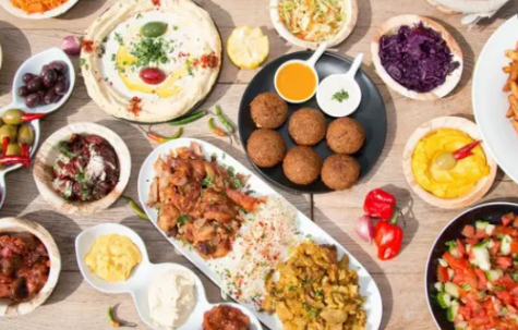 At sunset, Muslim families gather around and have delicious meals to break their fasts.
Courtesy to El Arabiya