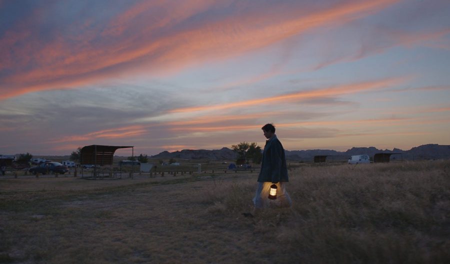 Frances+McDormands+Fern+amidst+the+backdrop+of+the+rustic+American+landscape.
