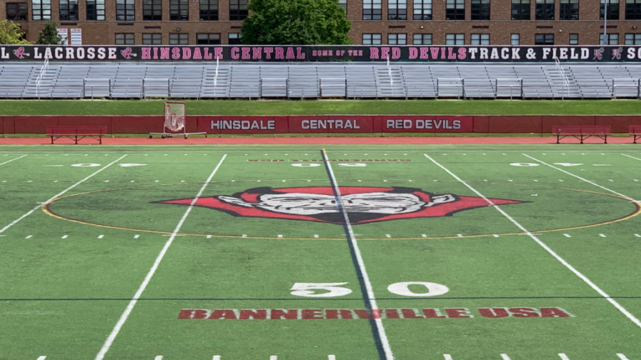 Hinsdale Central matched up against LT for the first time in their first full season since the COVID-19 Pandemic.