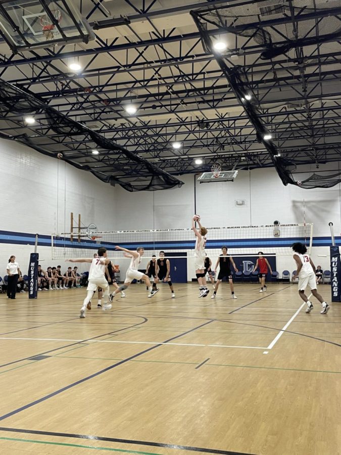 Hinsdale Central boys volleyball competed in a tournament at Downers Grove South on Saturday, April 22. (Mikayla Mahler)