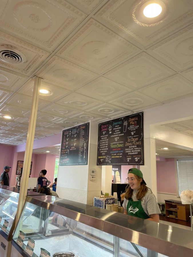 Every Days a Sundae recently opened in downtown Hinsdale and has been very popular.