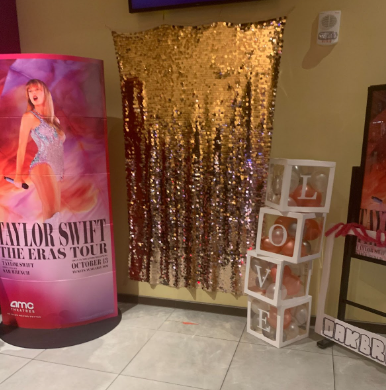 AMC Oak Brook decorated their lobby with pink and gold for the film’s release.