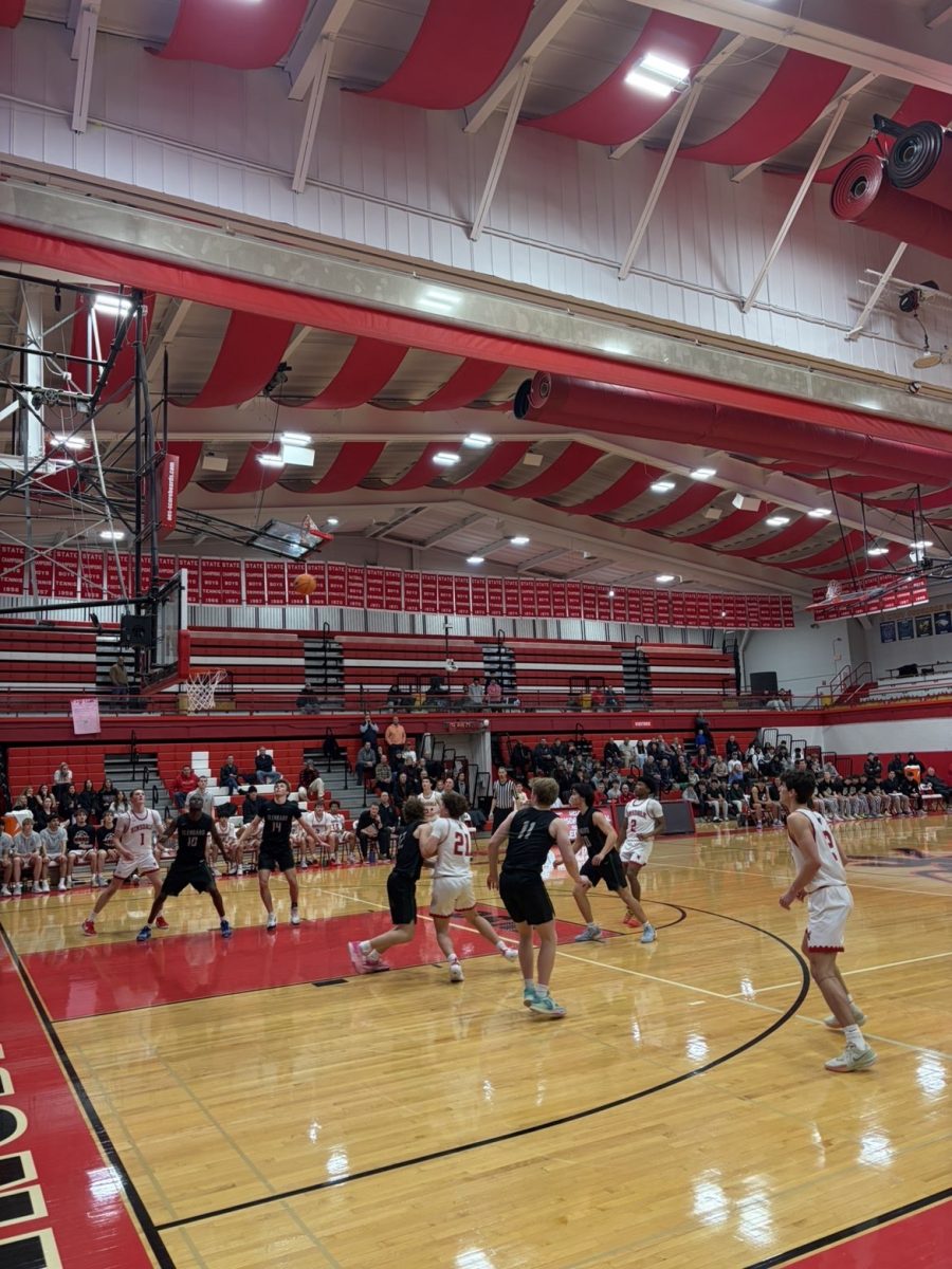 Hinsdale Central free throw against Glenbard West on Jan. 31.
